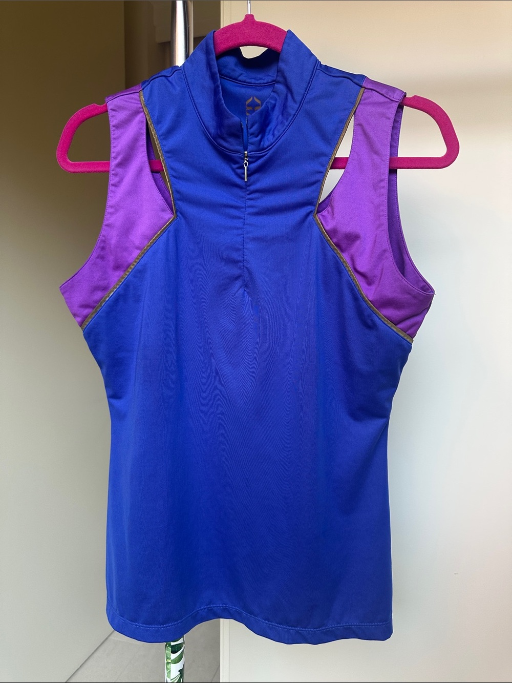 EP Pro Sleeveless Zip-Front Athletic Tank in Blue and Purple MD